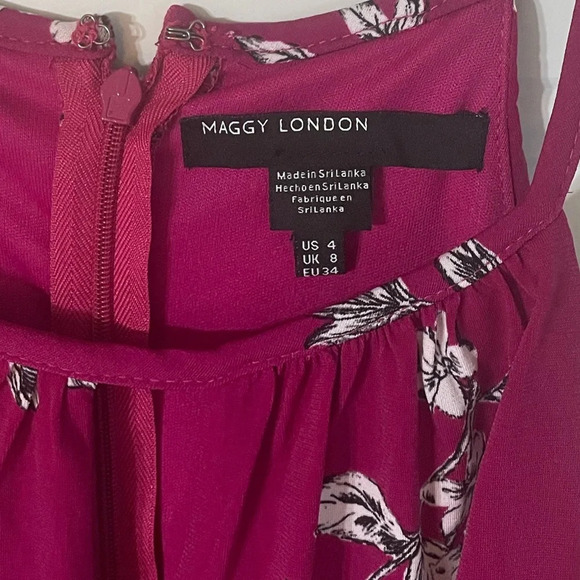 NWOT Maggy London High Neck Floral Pattern Jumpsuit in size 4 - Picture 5 of 10